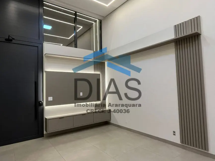 Casa com 3 quartos à venda, 302m2 em Parque Residencial Damha, Araraquara - SP - imagem 5 Foto 5 de Casa com 3 quartos à venda, 302m2 em Parque Residencial Damha, Araraquara - SP