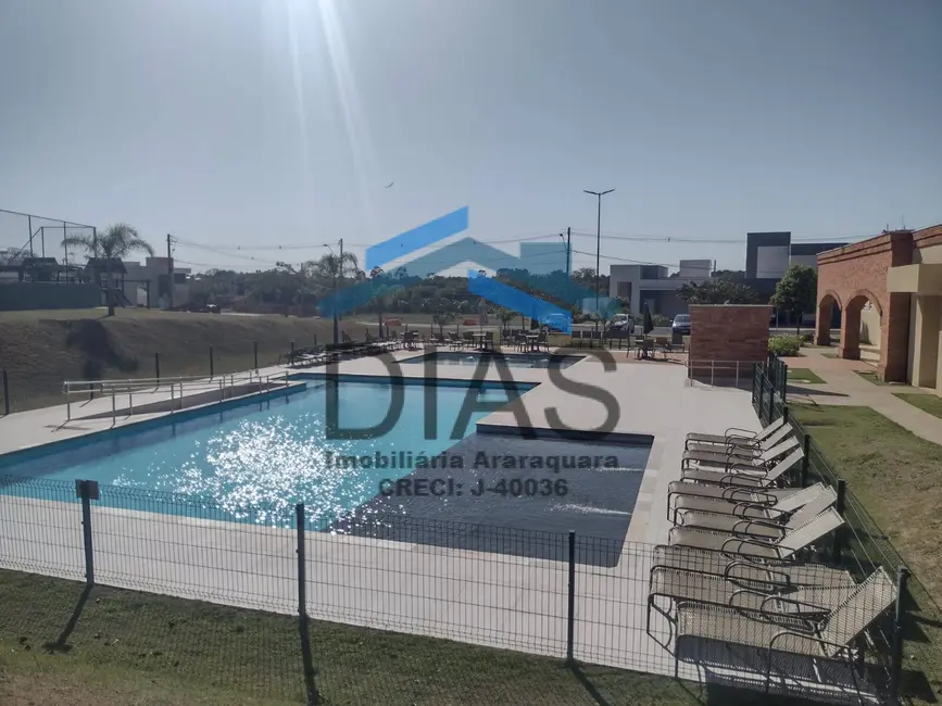 Foto 1 de Terreno / Lote à venda, 275m2 em Residencial Village Damha, Araraquara - SP