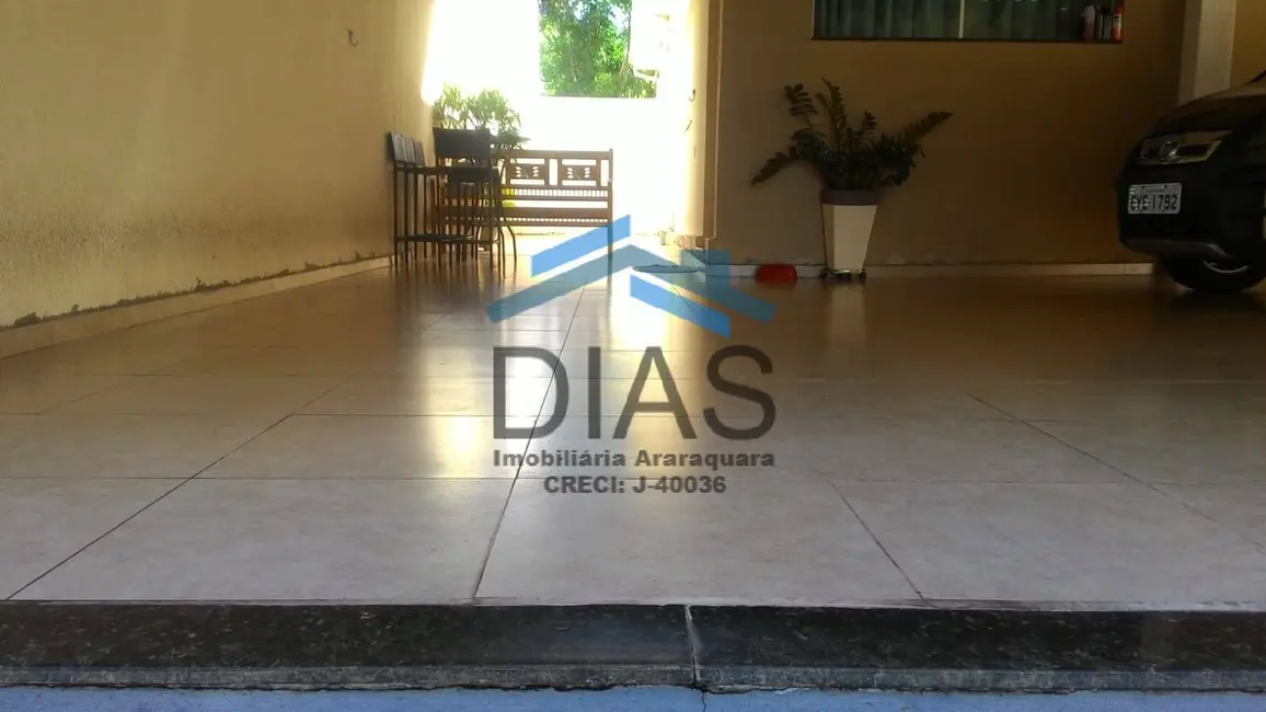 Casa com 2 quartos à venda, 288m2 em Vila Ferroviária, Araraquara - SP - imagem 6 Foto 6 de Casa com 2 quartos à venda, 288m2 em Vila Ferroviária, Araraquara - SP