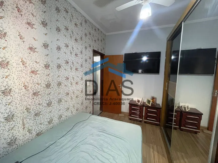 Casa com 2 quartos à venda, 204m2 em Residencial Acapulco, Araraquara - SP - imagem 9 Foto 9 de Casa com 2 quartos à venda, 204m2 em Residencial Acapulco, Araraquara - SP