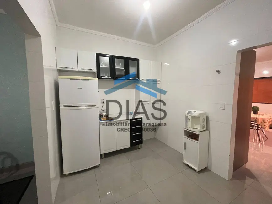 Casa com 2 quartos à venda, 204m2 em Residencial Acapulco, Araraquara - SP - imagem 4 Foto 4 de Casa com 2 quartos à venda, 204m2 em Residencial Acapulco, Araraquara - SP