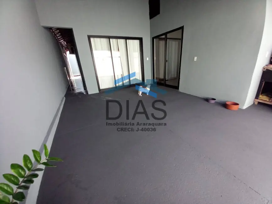Casa com 2 quartos à venda, 194m2 em Jardim Residencial Lupo II, Araraquara - SP - imagem 2 Foto 2 de Casa com 2 quartos à venda, 194m2 em Jardim Residencial Lupo II, Araraquara - SP