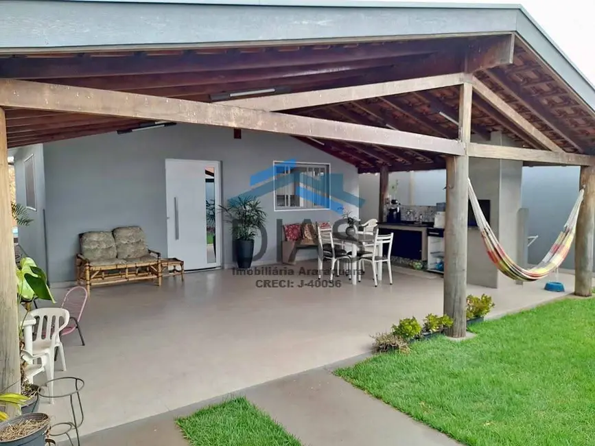 Casa com 2 quartos à venda, 250m2 em Jardim Residencial Elvio Lupo, Araraquara - SP - imagem 1 Foto 1 de Casa com 2 quartos à venda, 250m2 em Jardim Residencial Elvio Lupo, Araraquara - SP