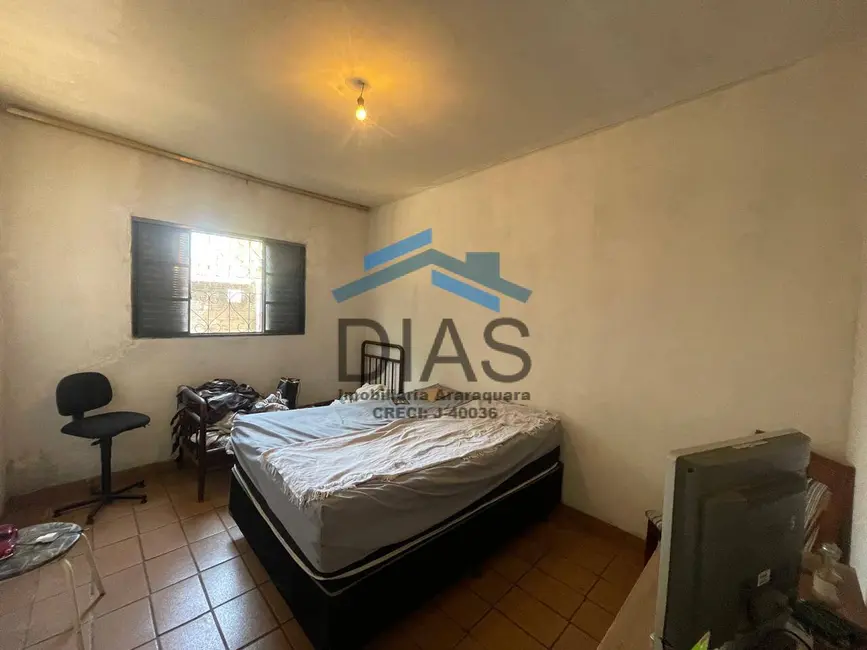 Foto 6 de Casa com 3 quartos à venda, 330m2 em Jardim Tinen, Araraquara - SP