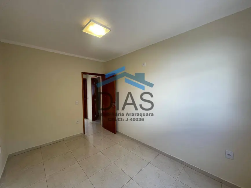 Casa com 2 quartos à venda, 200m2 em Jardim Marialice, Araraquara - SP - imagem 8 Foto 8 de Casa com 2 quartos à venda, 200m2 em Jardim Marialice, Araraquara - SP