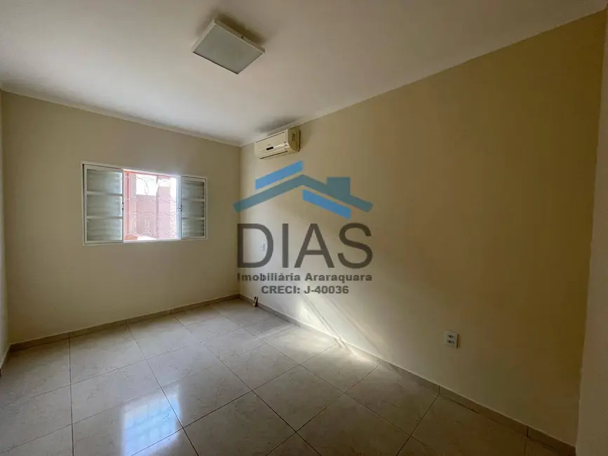 Casa com 2 quartos à venda, 200m2 em Jardim Marialice, Araraquara - SP - imagem 7 Foto 7 de Casa com 2 quartos à venda, 200m2 em Jardim Marialice, Araraquara - SP