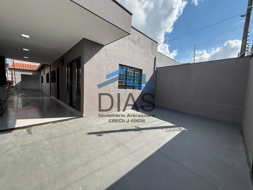 Casa com 3 quartos à venda, 190m2 em Parque Igaçaba, Araraquara - SP - imagem 3 Foto 3 de Casa com 3 quartos à venda, 190m2 em Parque Igaçaba, Araraquara - SP