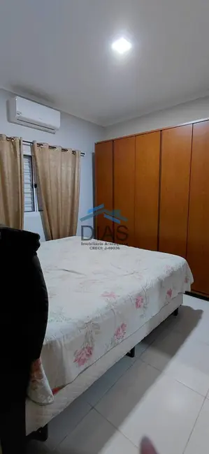 Casa com 2 quartos à venda, 200m2 em Residencial Alamedas, Araraquara - SP - imagem 5 Foto 5 de Casa com 2 quartos à venda, 200m2 em Residencial Alamedas, Araraquara - SP