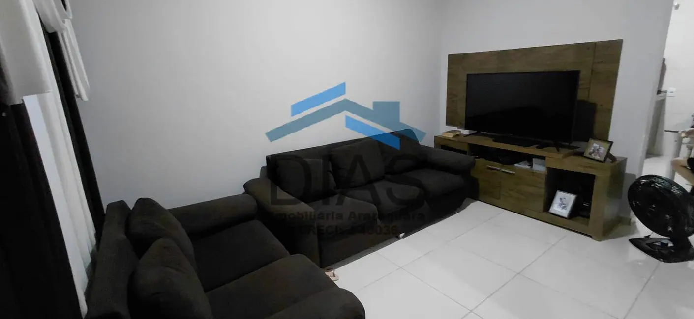 Casa com 2 quartos à venda, 200m2 em Residencial Alamedas, Araraquara - SP - imagem 2 Foto 2 de Casa com 2 quartos à venda, 200m2 em Residencial Alamedas, Araraquara - SP