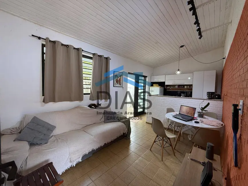 Casa com 3 quartos à venda, 420m2 em Jardim Santa Angelina, Araraquara - SP - imagem 2 Foto 2 de Casa com 3 quartos à venda, 420m2 em Jardim Santa Angelina, Araraquara - SP