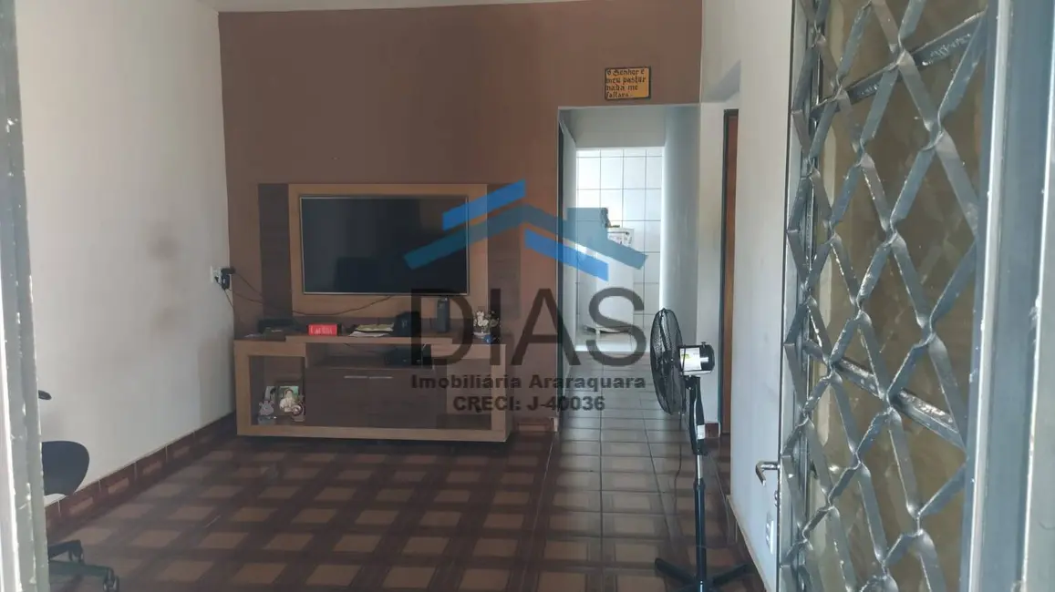 Casa à venda, 295m2 em Jardim Roberto Selmi Dei, Araraquara - SP - imagem 3 Foto 3 de Casa à venda, 295m2 em Jardim Roberto Selmi Dei, Araraquara - SP