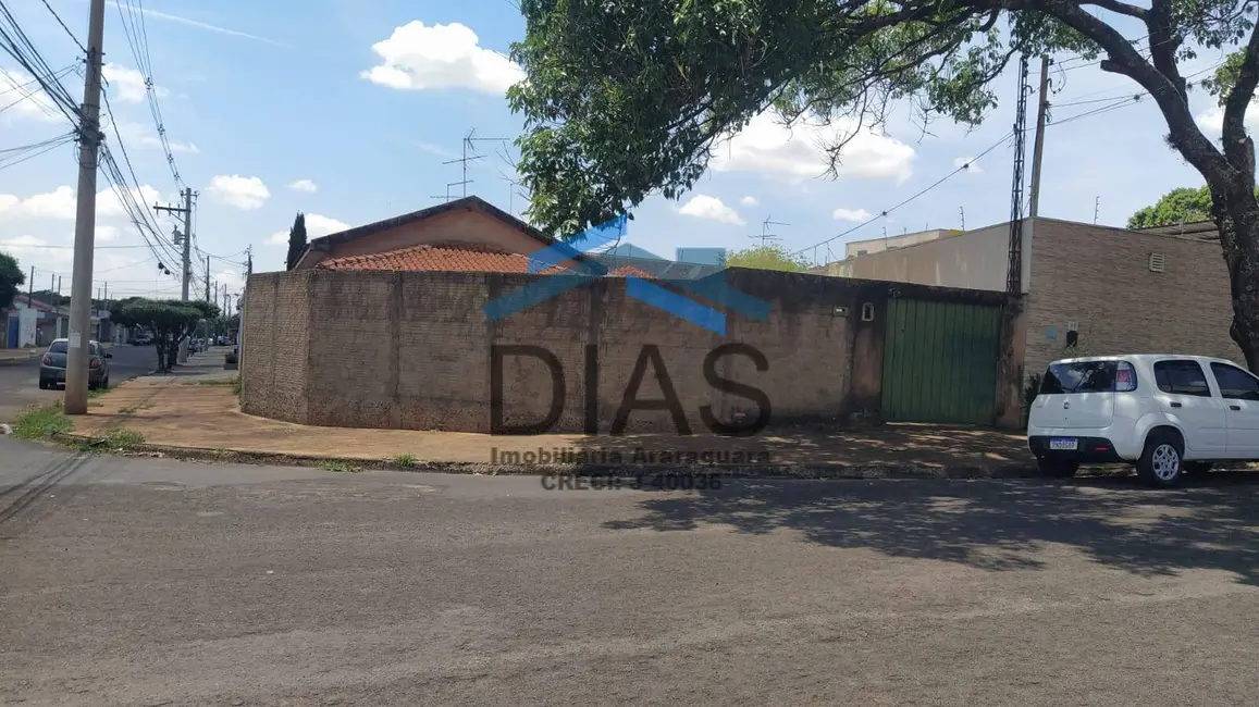 Casa à venda, 295m2 em Jardim Roberto Selmi Dei, Araraquara - SP - imagem 1 Foto 1 de Casa à venda, 295m2 em Jardim Roberto Selmi Dei, Araraquara - SP