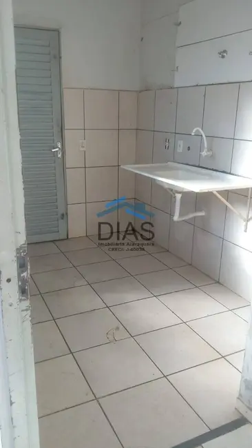 Foto 3 de Casa com 2 quartos à venda, 200m2 em Parque Residencial Valle Verde, Araraquara - SP