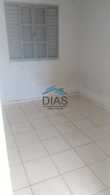 Foto 6 de Casa com 2 quartos à venda, 200m2 em Parque Residencial Valle Verde, Araraquara - SP