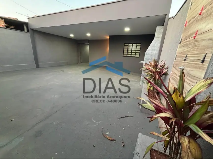 Casa com 2 quartos à venda, 190m2 em Parque Igaçaba, Araraquara - SP - imagem 2 Foto 2 de Casa com 2 quartos à venda, 190m2 em Parque Igaçaba, Araraquara - SP
