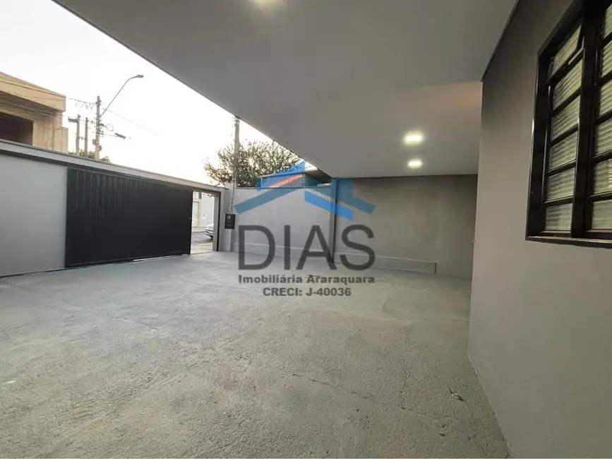 Casa com 2 quartos à venda, 190m2 em Parque Igaçaba, Araraquara - SP - imagem 3 Foto 3 de Casa com 2 quartos à venda, 190m2 em Parque Igaçaba, Araraquara - SP