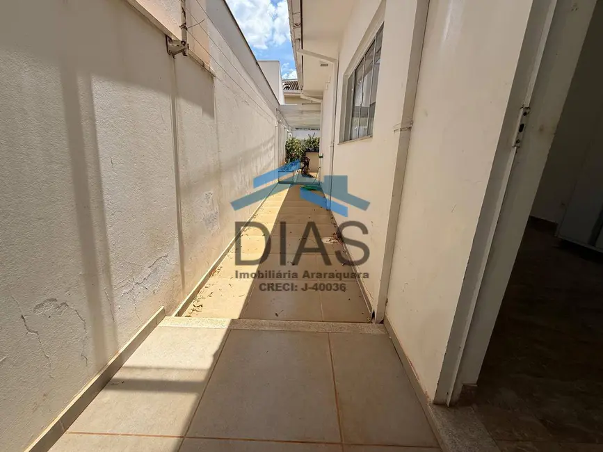 Foto 7 de Casa com 3 quartos à venda, 370m2 em Residencial Village Damha, Araraquara - SP