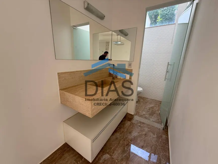 Foto 3 de Casa com 3 quartos à venda, 370m2 em Residencial Village Damha, Araraquara - SP