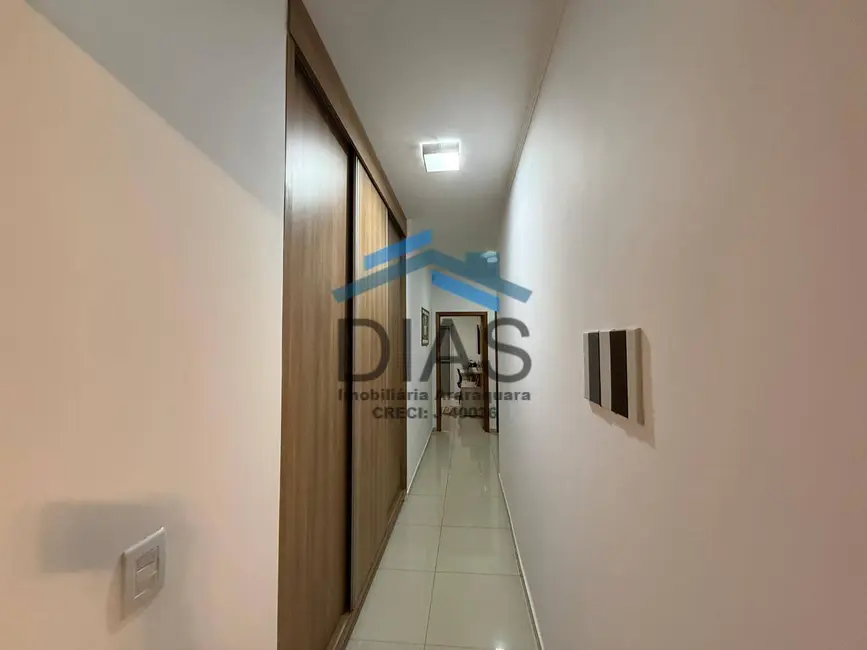 Foto 9 de Casa com 3 quartos à venda, 255m2 em Jardim Maria Luiza V, Araraquara - SP