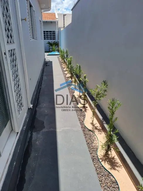 Foto 5 de Casa com 4 quartos à venda, 360m2 em Jardim Adalgisa, Araraquara - SP