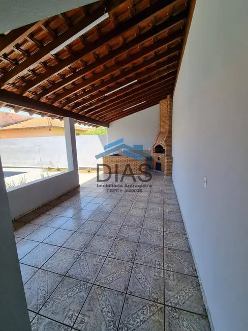 Foto 6 de Casa com 4 quartos à venda, 360m2 em Jardim Adalgisa, Araraquara - SP