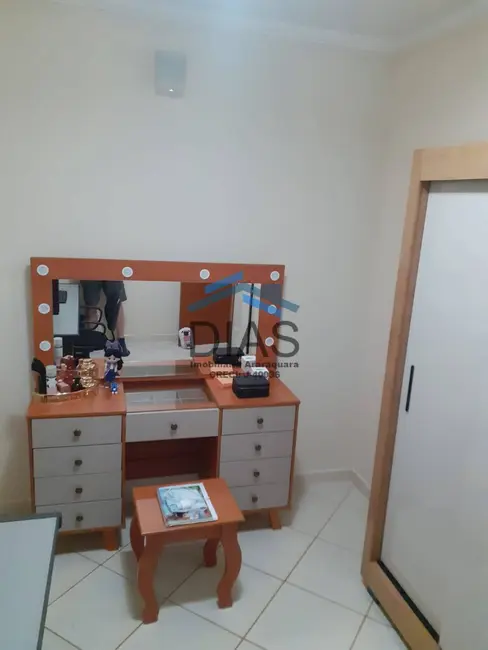 Foto 6 de Casa com 3 quartos à venda, 178m2 em Jardim Uirapuru II, Araraquara - SP