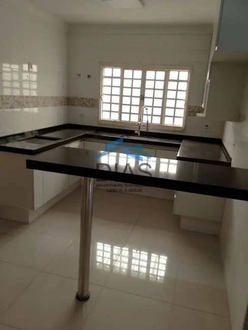 Foto 5 de Casa com 2 quartos à venda, 144m2 em Residencial Stephanie Merissa, Araraquara - SP