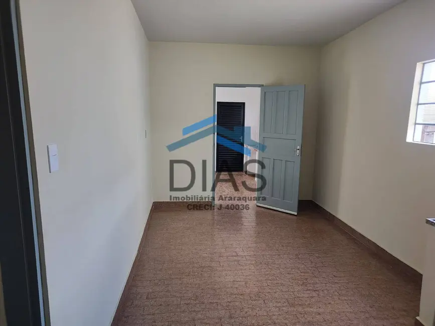 Casa com 3 quartos à venda, 441m2 em Vila Santana, Araraquara - SP - imagem 4 Foto 4 de Casa com 3 quartos à venda, 441m2 em Vila Santana, Araraquara - SP