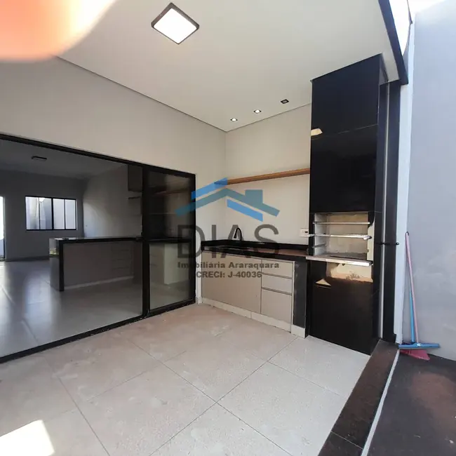 Casa com 2 quartos à venda, 70m2 em Araraquara - SP - imagem 6 Foto 6 de Casa com 2 quartos à venda, 70m2 em Araraquara - SP