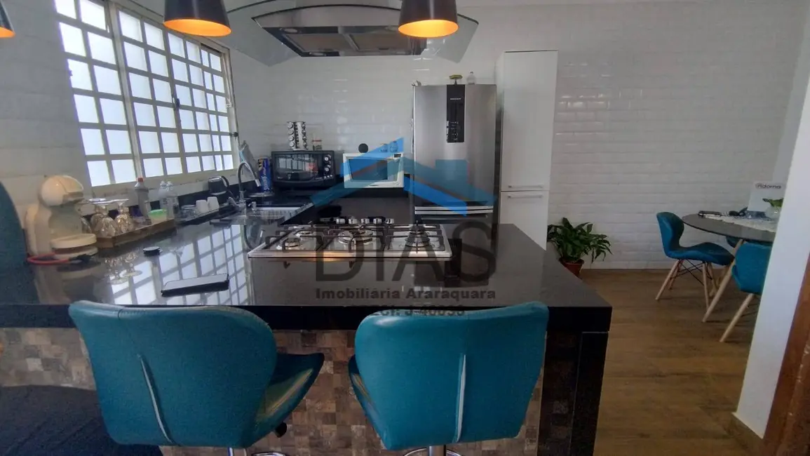 Casa com 3 quartos à venda, 134m2 em Parque Residencial Vale do Sol, Araraquara - SP - imagem 4 Foto 4 de Casa com 3 quartos à venda, 134m2 em Parque Residencial Vale do Sol, Araraquara - SP