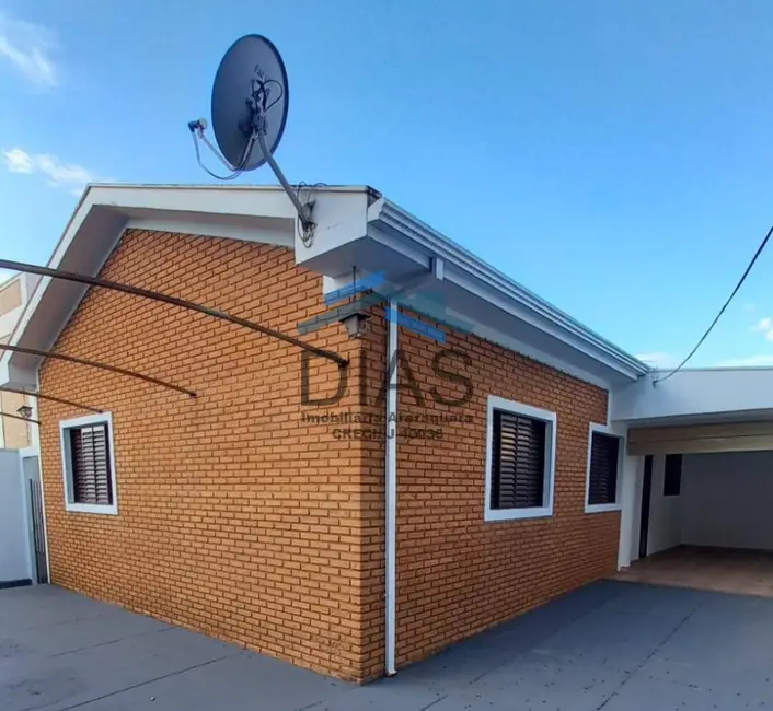 Foto 1 de Casa com 3 quartos à venda, 360m2 em Vila Harmonia, Araraquara - SP