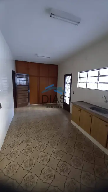 Foto 4 de Casa com 3 quartos à venda, 360m2 em Vila Harmonia, Araraquara - SP