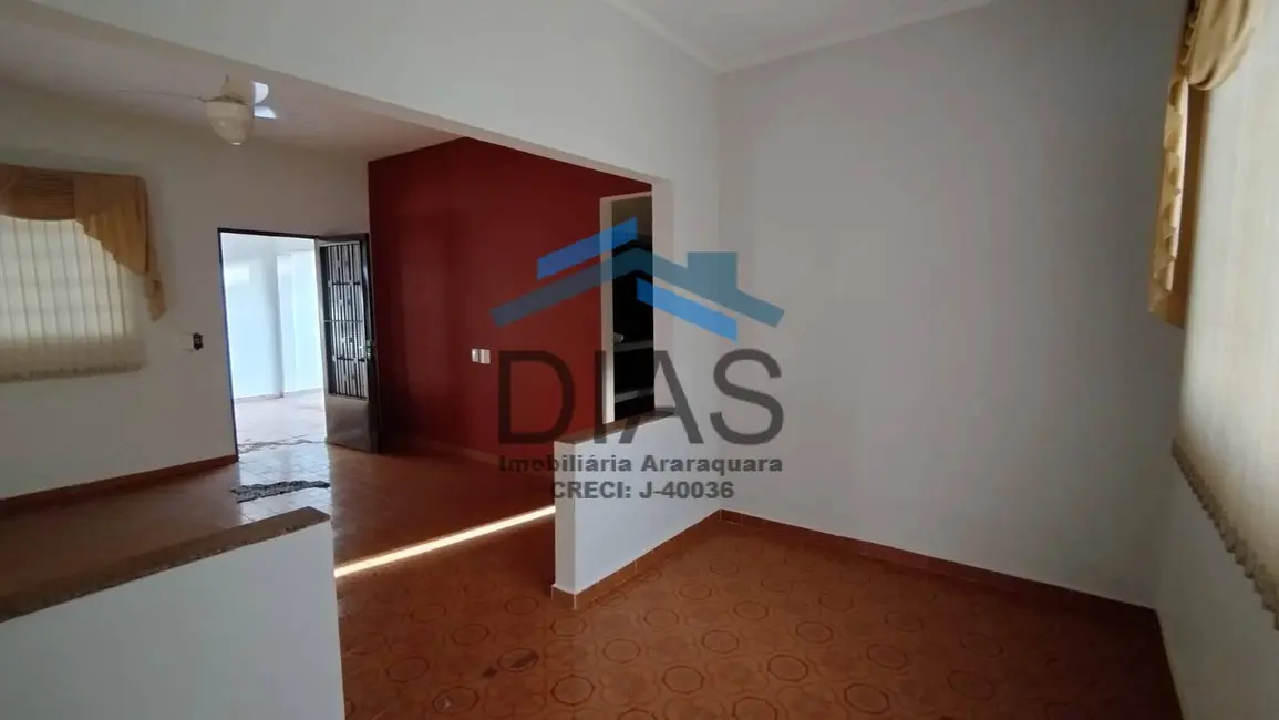 Foto 2 de Casa com 3 quartos à venda, 360m2 em Vila Harmonia, Araraquara - SP