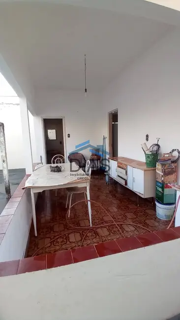 Foto 5 de Casa com 3 quartos à venda, 400m2 em Vila Xavier (Vila Xavier), Araraquara - SP