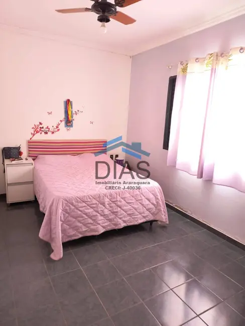 Casa com 4 quartos à venda, 839m2 em Jardim Califórnia, Araraquara - SP - imagem 4 Foto 4 de Casa com 4 quartos à venda, 839m2 em Jardim Califórnia, Araraquara - SP