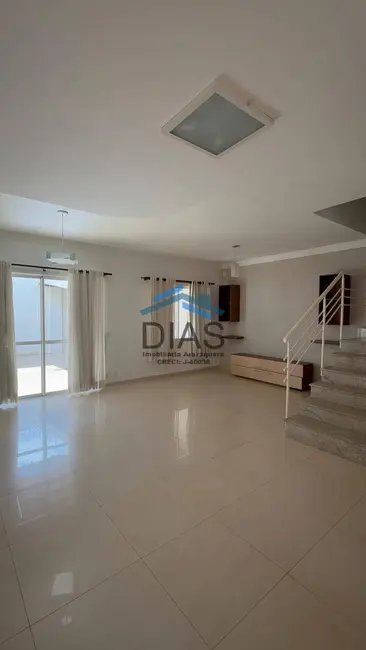 Casa com 3 quartos à venda, 282m2 em Jardim Domingos Sávio, Araraquara - SP - imagem 2 Foto 2 de Casa com 3 quartos à venda, 282m2 em Jardim Domingos Sávio, Araraquara - SP