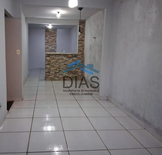 Casa com 2 quartos à venda, 190m2 em Parque Igaçaba, Araraquara - SP - imagem 2 Foto 2 de Casa com 2 quartos à venda, 190m2 em Parque Igaçaba, Araraquara - SP