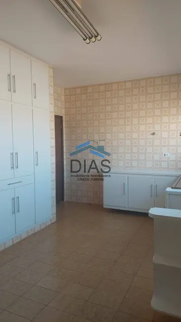 Foto 3 de Casa com 3 quartos à venda, 335m2 em Jardim do Carmo, Araraquara - SP