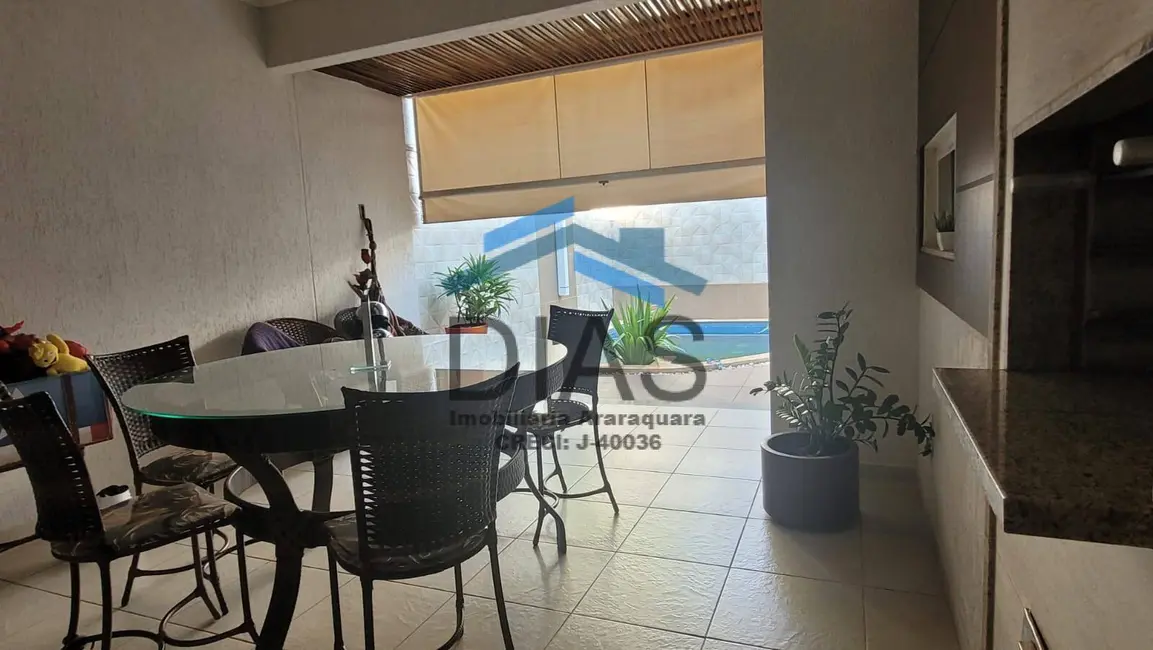 Casa com 3 quartos à venda, 300m2 em Residencial Village Damha, Araraquara - SP - imagem 2 Foto 2 de Casa com 3 quartos à venda, 300m2 em Residencial Village Damha, Araraquara - SP