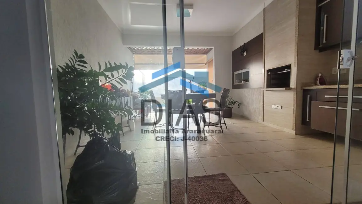 Casa com 3 quartos à venda, 300m2 em Residencial Village Damha, Araraquara - SP - imagem 9 Foto 9 de Casa com 3 quartos à venda, 300m2 em Residencial Village Damha, Araraquara - SP