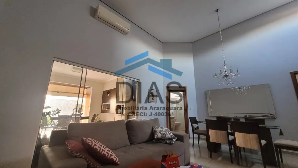 Casa com 3 quartos à venda, 300m2 em Residencial Village Damha, Araraquara - SP - imagem 5 Foto 5 de Casa com 3 quartos à venda, 300m2 em Residencial Village Damha, Araraquara - SP