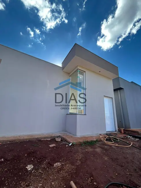 Foto 1 de Casa com 2 quartos à venda, 200m2 em Parque Gramado II, Araraquara - SP
