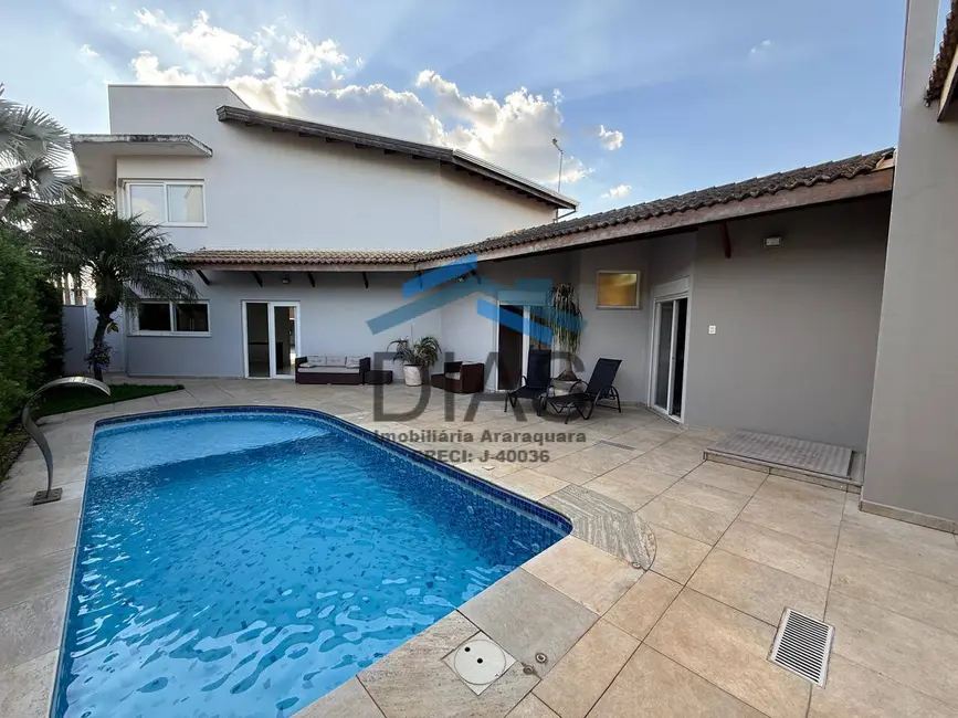Foto 1 de Casa com 4 quartos à venda, 460m2 em Jardim Bounganville, Araraquara - SP