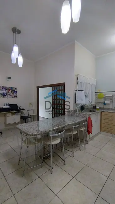 Foto 3 de Apartamento com 2 quartos à venda, 157m2 em Centro, Araraquara - SP