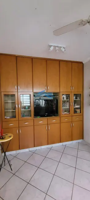 Foto 2 de Casa com 4 quartos à venda, 423m2 em Jardim do Carmo, Araraquara - SP