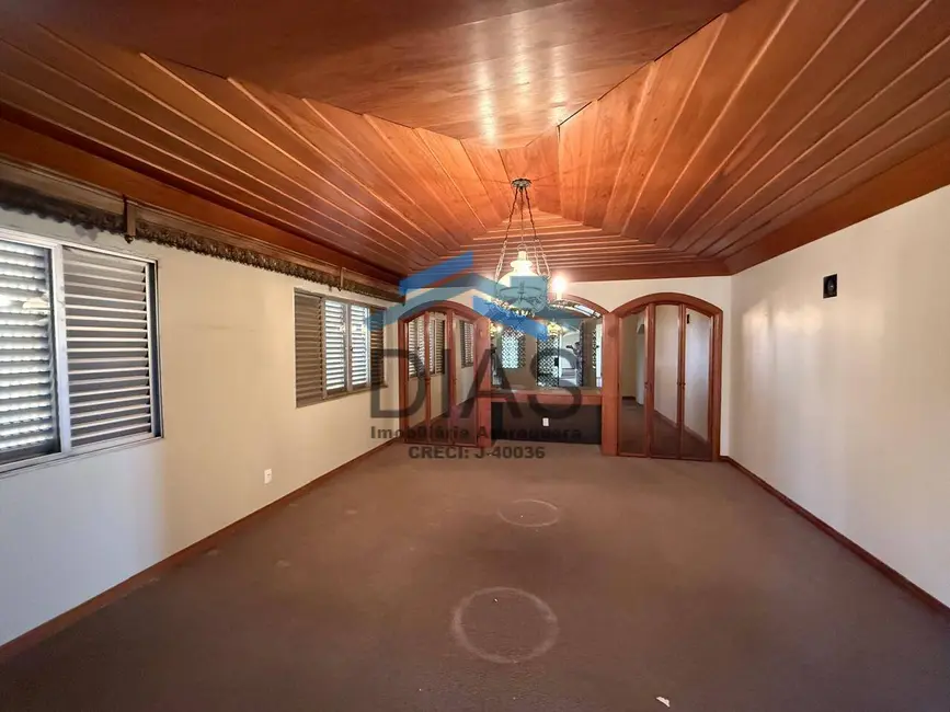 Apartamento com 4 quartos à venda, 414m2 em Centro, Araraquara - SP - imagem 9 Foto 9 de Apartamento com 4 quartos à venda, 414m2 em Centro, Araraquara - SP