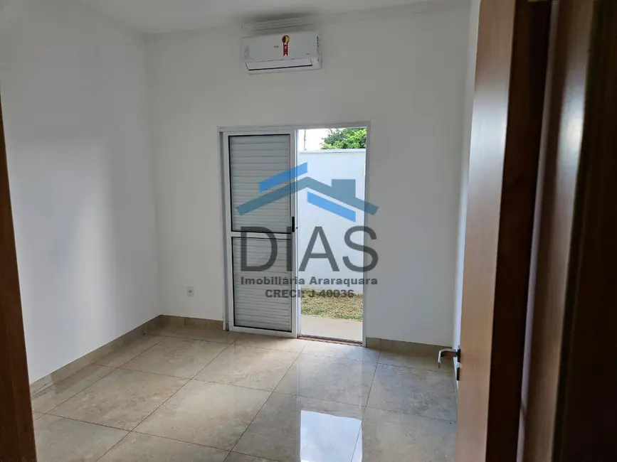 Foto 5 de Casa com 3 quartos à venda, 250m2 em Jardim São Camilo II, Araraquara - SP