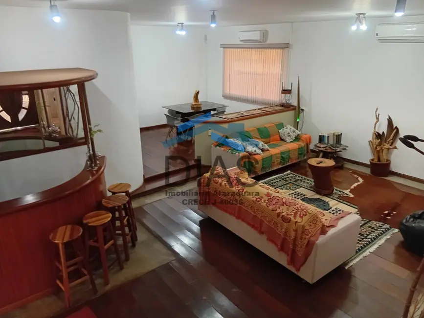 Foto 4 de Casa com 3 quartos à venda, 528m2 em Vila José Bonifácio, Araraquara - SP