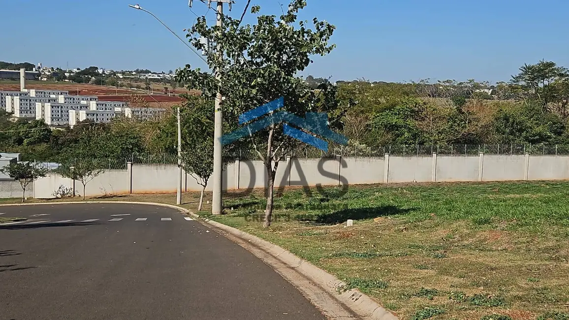 Terreno / Lote à venda, 308m2 em Parque Laranjeiras, Araraquara - SP - imagem 4 Foto 4 de Terreno / Lote à venda, 308m2 em Parque Laranjeiras, Araraquara - SP