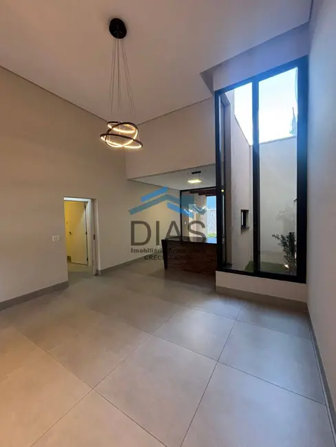 Casa com 3 quartos à venda, 250m2 em Araraquara - SP - imagem 6 Foto 6 de Casa com 3 quartos à venda, 250m2 em Araraquara - SP